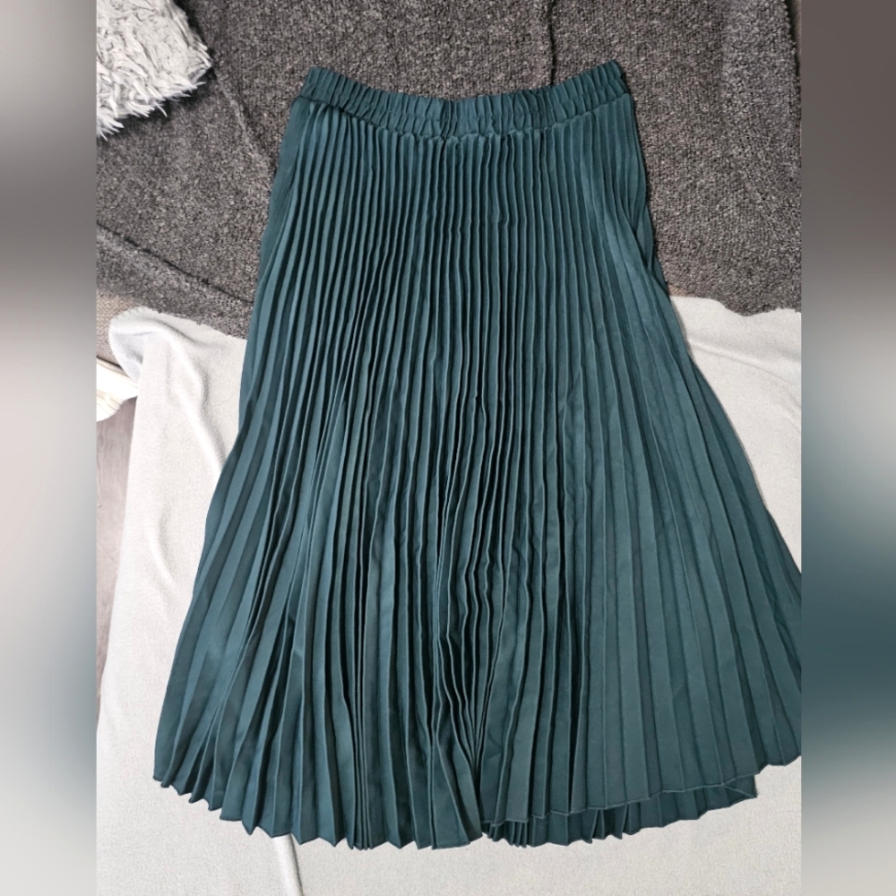 Green Midi Skirt